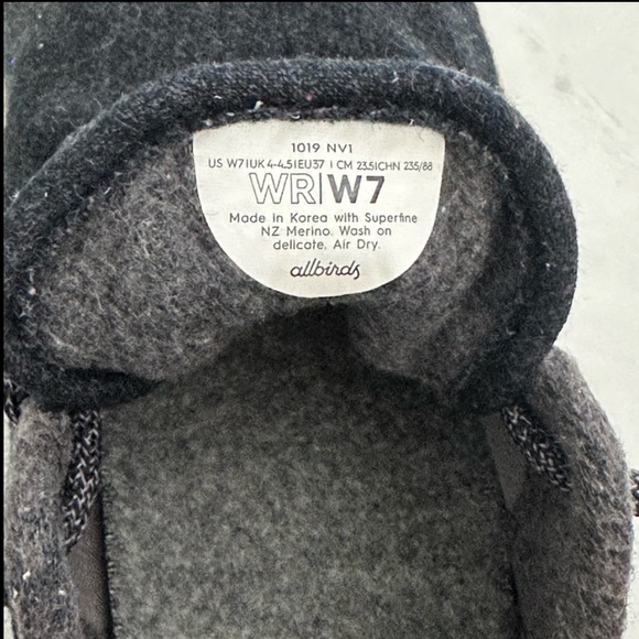 All-birds Women's Sneakers Wool Runners Gray Size 7 - Picture 9 of 10